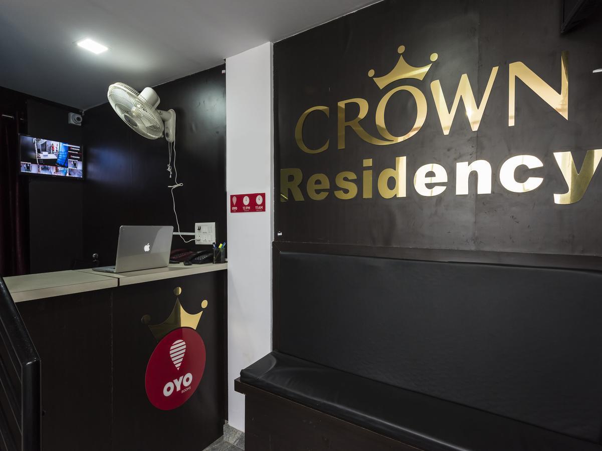 Oyo 9544 Hotel Crown Residency Májszúr Kültér fotó